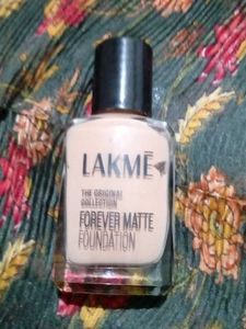 Lakme Forever Matte Foundation