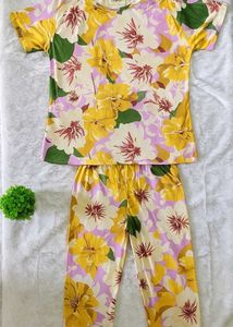 Women&#39;s Floral Nightwear Set - Saar Brand |