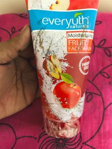 Everyuth Fruit Facewash - 07