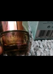 Estee Lauder (Creme)❤️