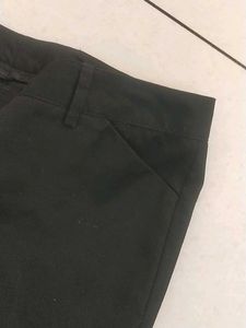 Allen Solly Black Cropped Pants