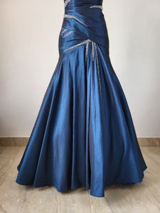 Sexy Sleeveless Mermaid Satin Long Prom