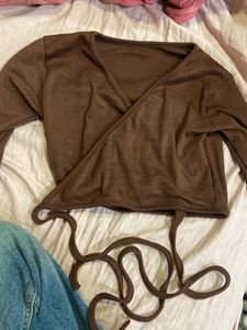 Brown Wrap Around Tie Up Top🤎💒(super Cute)