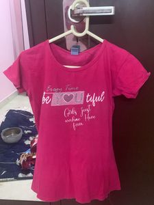 Pink tshirt