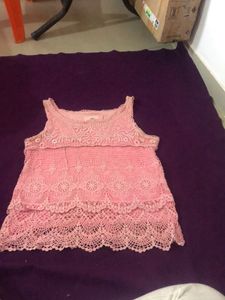 H.M top used hai