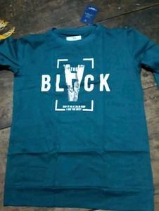 Boy's Graphic Print T-shirt