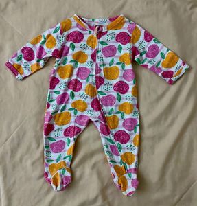 Babyhug Sleep suit 🍎
