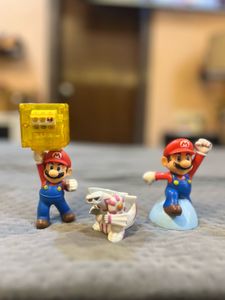2 Mario & Pokemon Figure