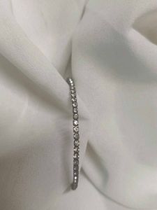 Delicate Silver-tone Bracelet