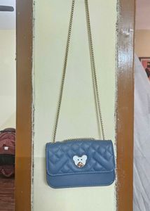 Fresh/Unused Dubai&#39;s Stylish Crossbody Bag