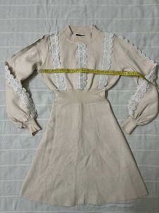 Elegant Lace Trim Knit Dress