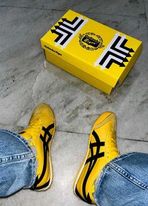 ONITSUKA TIGER MEXICO 66 YELLOW BLACK SNEAKERS 7.5