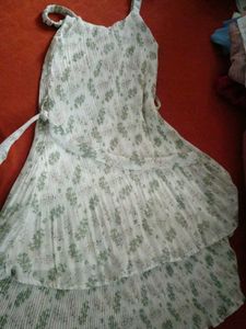 Floral Print Tiered Midi Dress