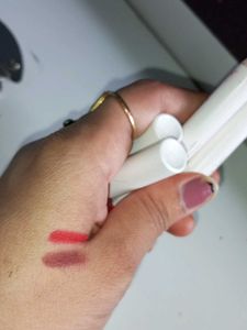 MyGlamm LIT Lipstick Duo