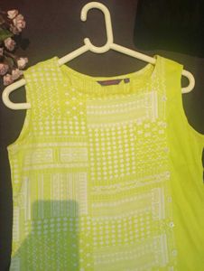 SRISHTI Neon Green Bohemian Printed Straight-S
