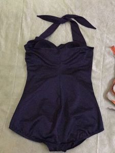 Black One Piece Swimsuit Bust 32(stretchy)