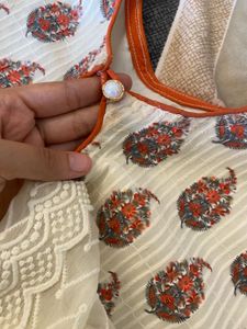 Pakistani Elegant Kurta Set