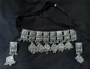 Women Silver Oxidised Jewellery Set