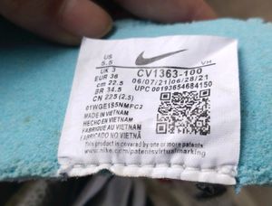 Nike Sacai Vapor Waffle