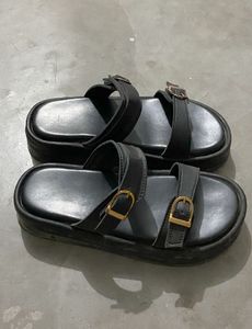 platform sandal from myntra