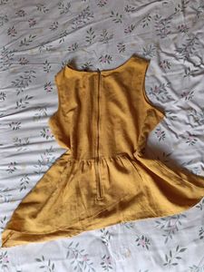 Mustard Sleeveless Top