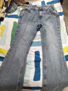 New Trendy Jeans... Never Wore...