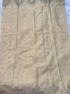 👑 Golden Zari Luxe – Premium Banarasi Fabric ✨