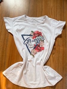 Authentic Guess Top ❤️