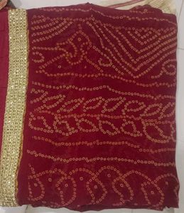 Maroon Bandhani Saree with Gold Border