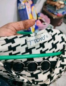 Beautiful Black And White Winter Top