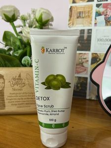 Karrot Detox Face Scrub
