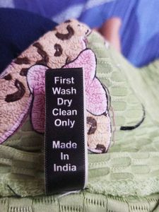 pastel green tshirt with cute teddy details