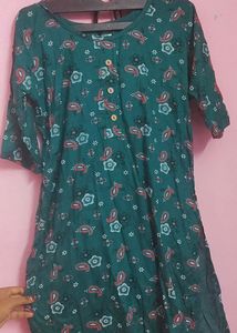 Beautiful side open kurti it doesn&#39;t fit