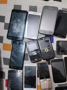 All Mix Combo Of Antique Phones 33