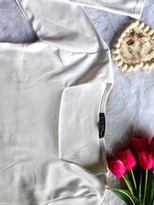 Elegant White Long Sleeve Top