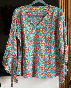 S - 34-36, Global Desi Blue Floral Print Top
