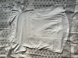 White &amp; Off-white Tshirt
