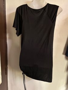 Stylish Black Graphic Tee