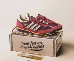 Adidas SL72 Sneakers - Burgundy