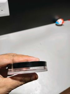 Maybelline Master Chrome Highlighter rose gold