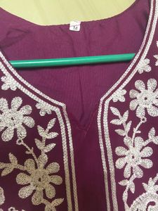 Women Embroidered Kurta