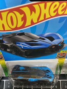 Hot Wheels Bugatti Bolide Set