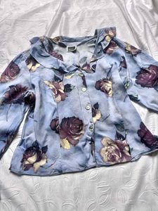 Y2k Floral Crop Shirt 🌸💐
