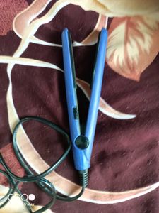 Iconic Mini Professional Crimper