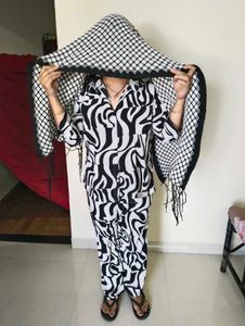 Woolen Stole Cum Shawl New 🆕 Zebra Print