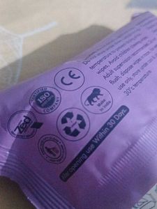 Wet Wipes And Sunscreen Spf50PA+++