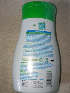 Hi am Mamaearth body wash for babies. For a baby, bath time is both fun and relaxing. But don&#39;t be fooled, there is some real cleaning going on in here.