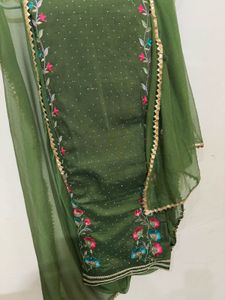 Unstitched floral suit With Dupatta
