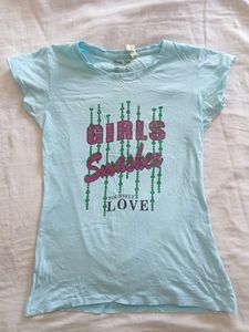 Woman's Printed Tshirt