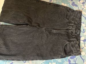 Ripped Wide Legged Jeans